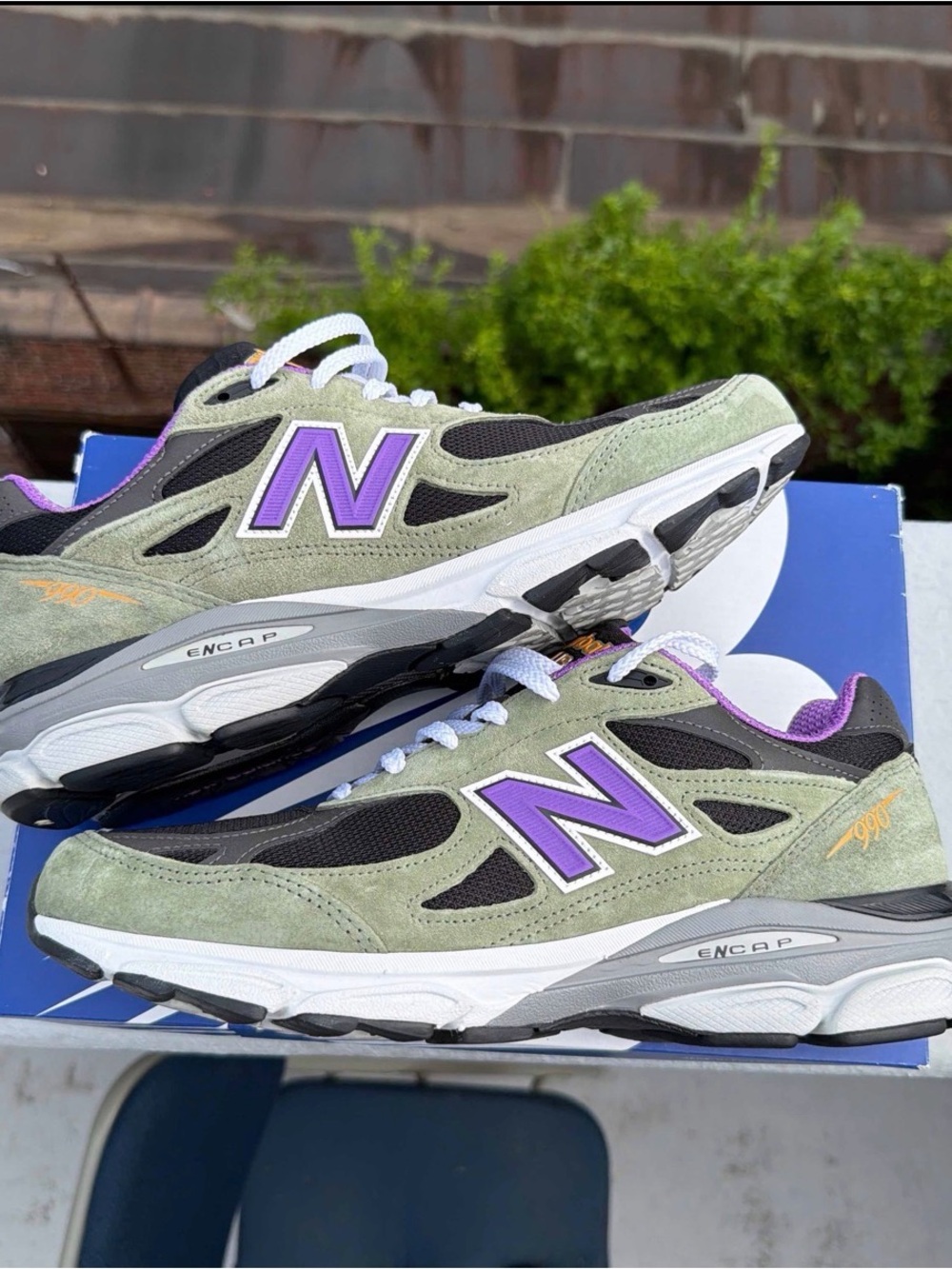 New Balance 990v3 Olive Leaf